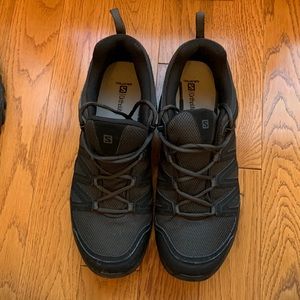 Men’s size 13 Salomon hiking shoes